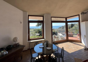 Ansedonia, 8 minutes walk from the Tagliata beach Ansedonia